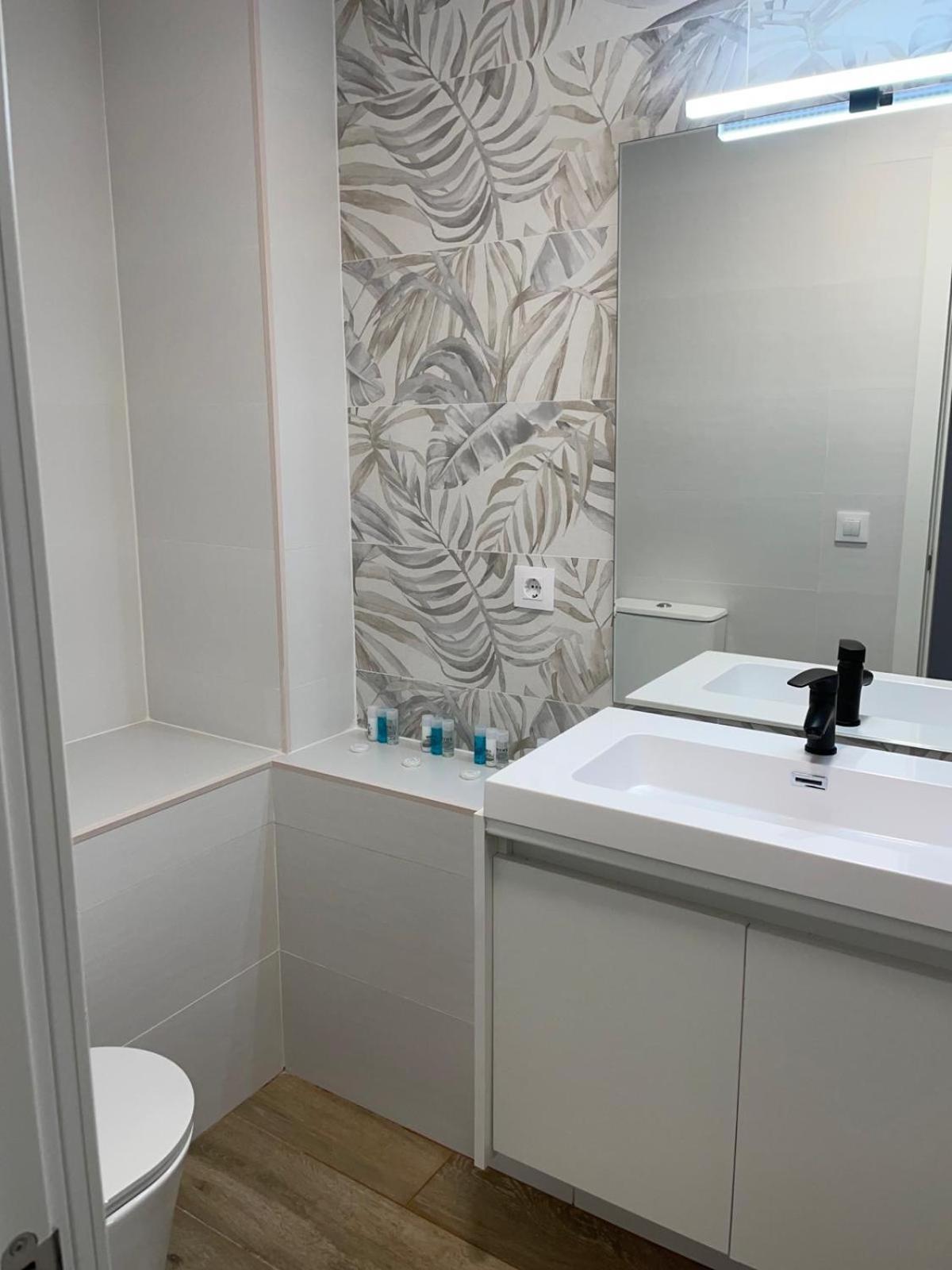 Appartamento Exyca Metropolitano Madrid Esterno foto